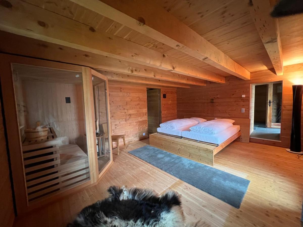 Chalet Biene - Swiss Alp Chalet With Sauna And Jacuzzi Ulrichen Exterior foto